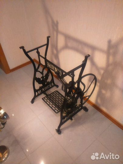 Станина от швейной машинки