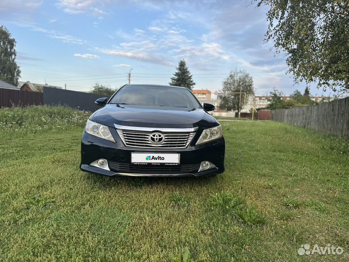 Toyota Camry, 2014