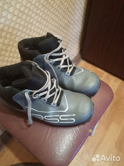 Ботинки лыжные