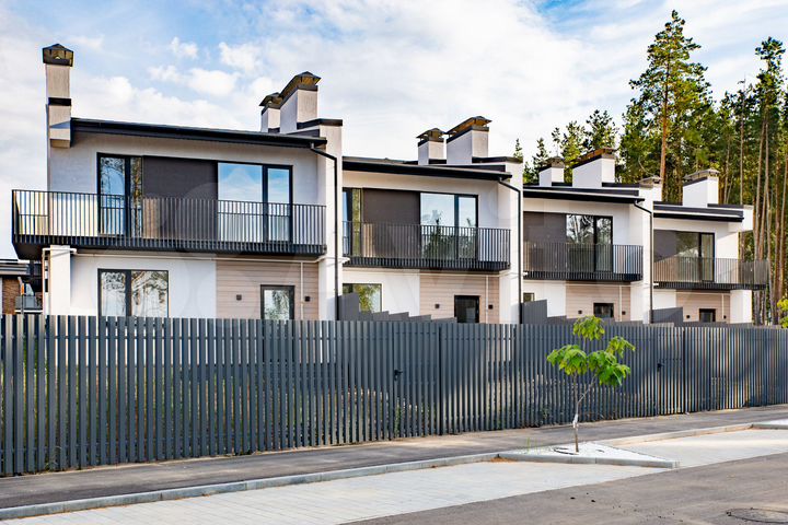 Таунхаус 83 м² на участке 1,5 сот.