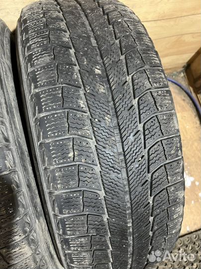 Michelin Latitude X-Ice XI2 235/65 R17
