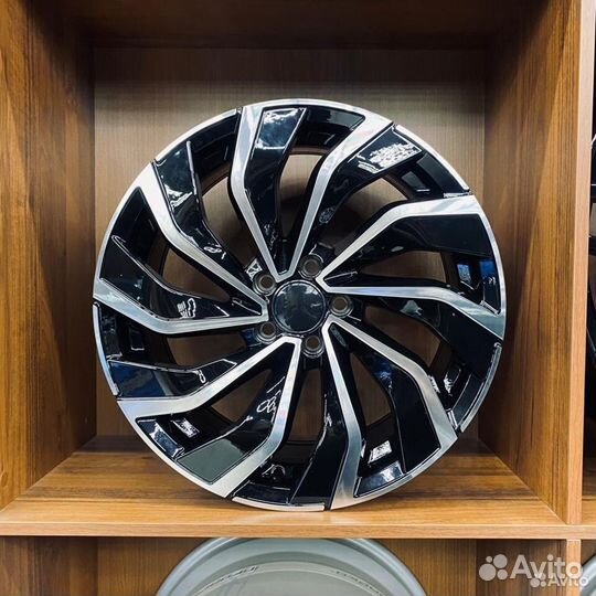 Литые диски r17 5x100 VW Polo Skoda Rapid