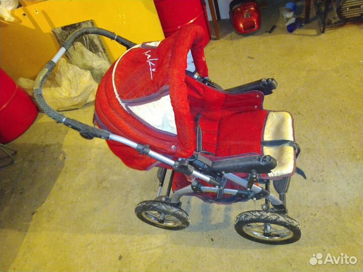 Детская коляска