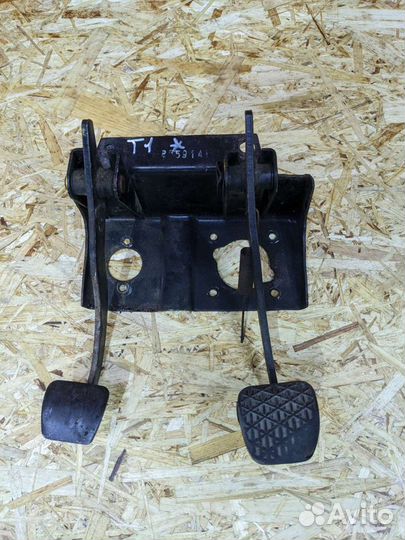 Педальный узел mercedes t1 t2 410d бус