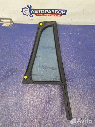 Форточка двери зад левая Citroen Grand C4 Picasso