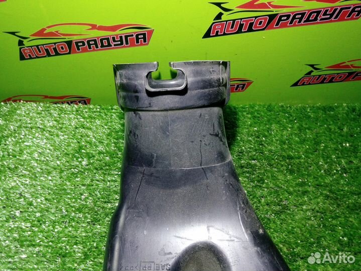 Воздухозаборник nissan E51,ME51 elgrand VQ25-DE