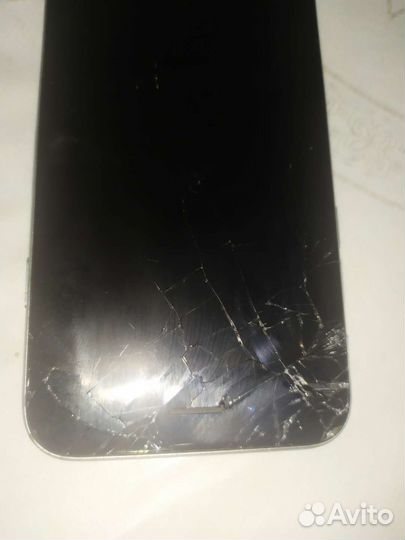 Телефон iPhone 6 16 гб