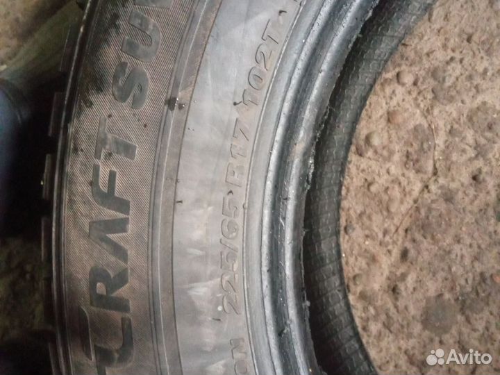 Kumho WinterCraft SUV Ice WS31 225/65 R17 114T