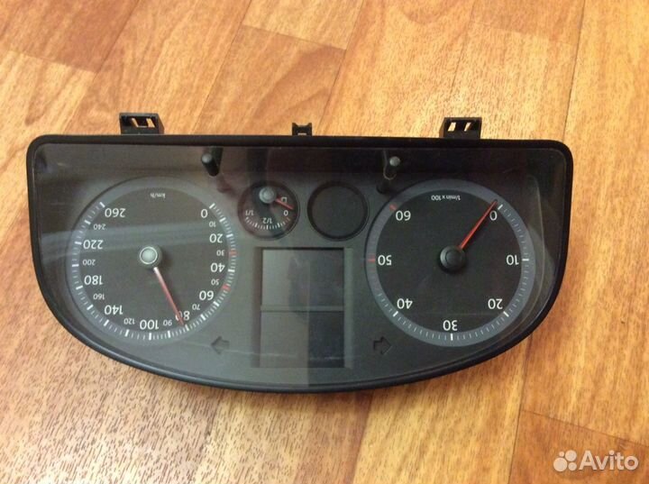 Панель приборов VW Volkswagen