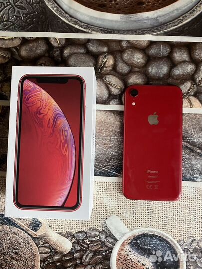 Телефон iPhone XR