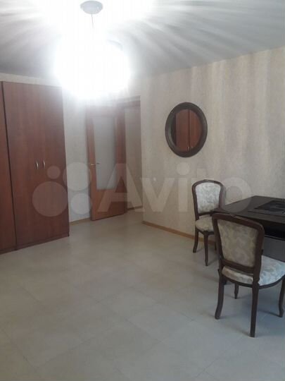 2-к. квартира, 62 м², 1/14 эт.