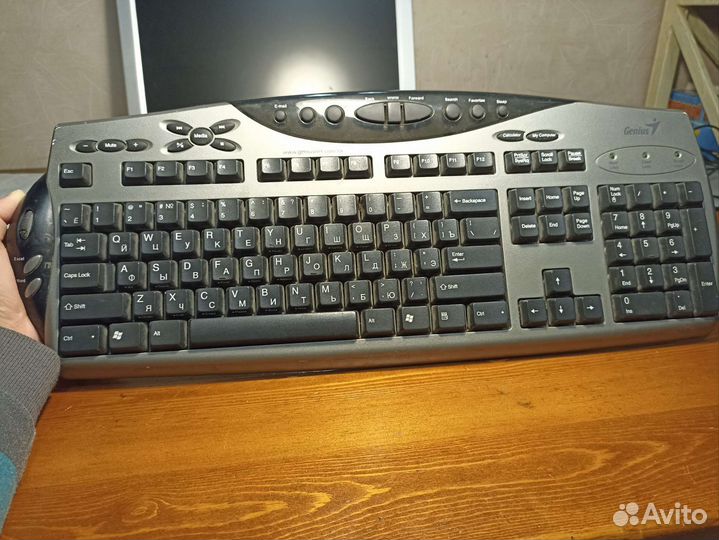 Монитор, клавиатура, мышка для компьютера