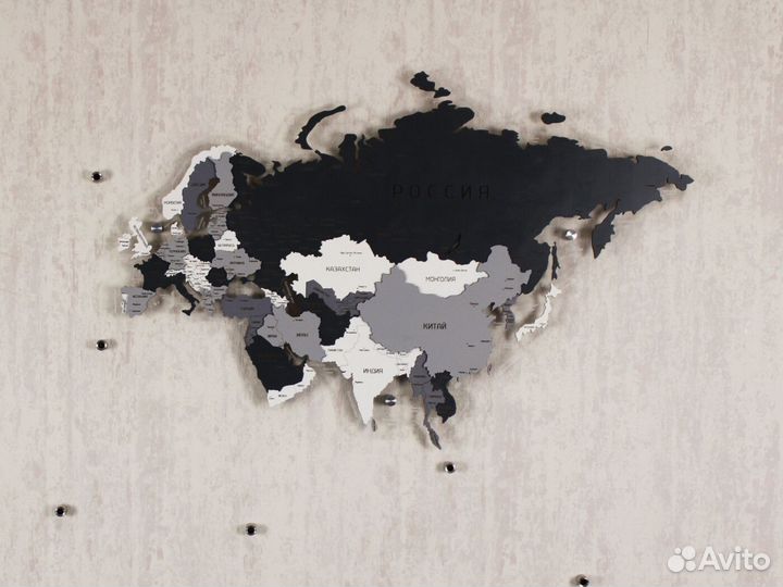 Карта мира из дерева на стену