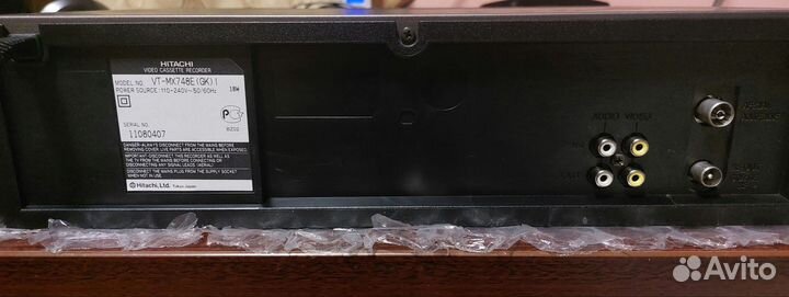 Видеомагнитофон Hitachi mx 748E