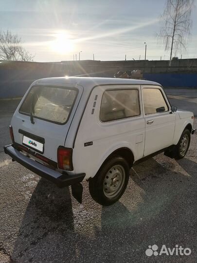 LADA 4x4 (Нива) 1.7 МТ, 2002, 183 000 км