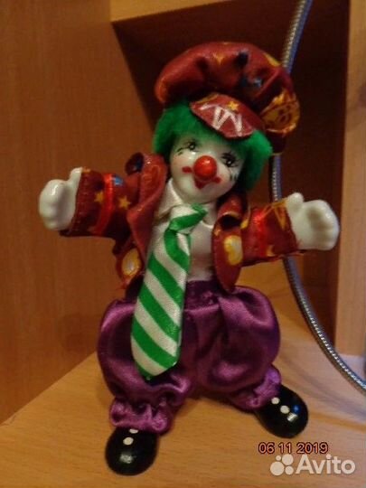 Клоуны фарфоровые