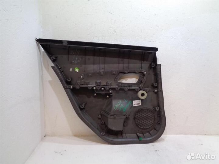 Обшивка двери задней правой Chevrolet Cruze 2009