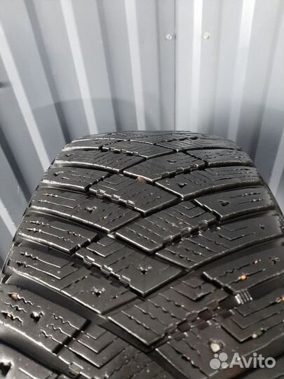 Goodyear Ultragrip Ice Arctic 205/55 R16 94T