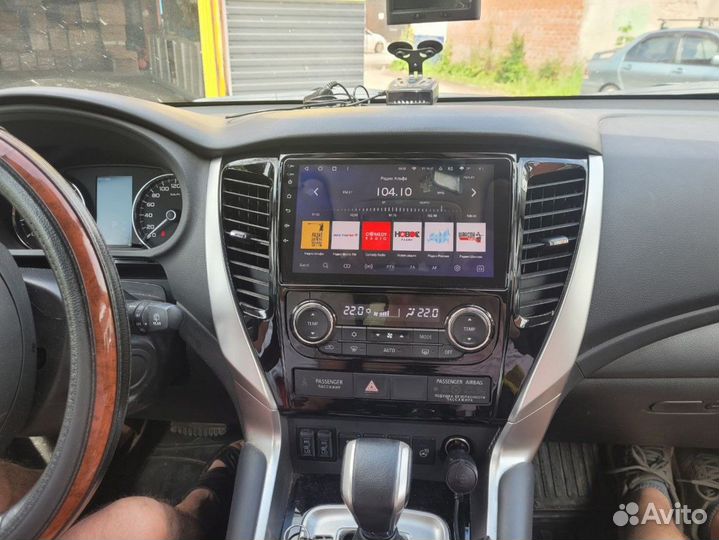 Android магнитола Pajero Sport 2016-20, есть Teyes