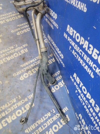 Заливная горловина бензобака Ford Focus 3 хэтчбек