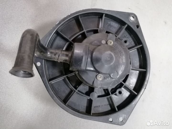 Мотор отопителя Mitsubishi Outlander (CU)