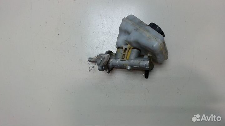 Цилиндр тормозной главный Opel Corsa C, 2002