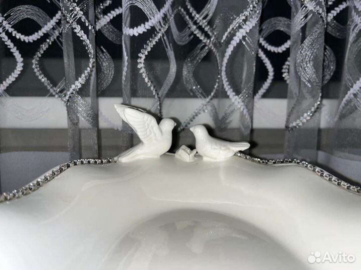 Овальное блюдо 40см Lenardi Голубь и голубка