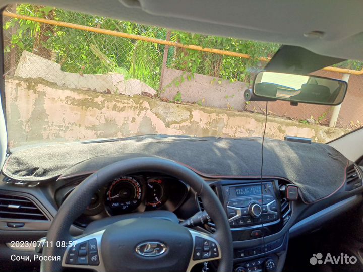 Накидка на панель Лада Веста