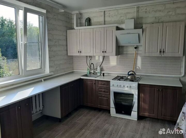 Кухонный гарнитур угловой