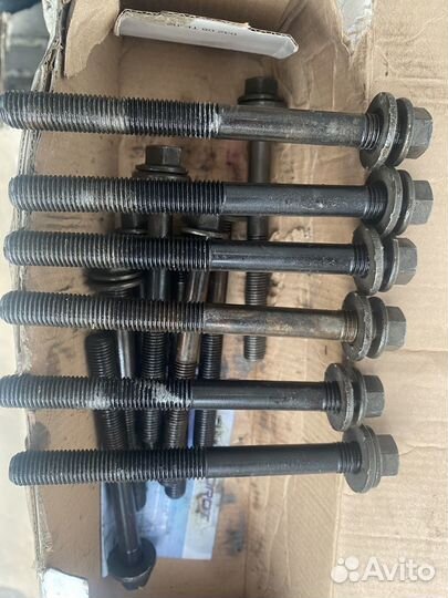 Болты гбц Jeep 3,6