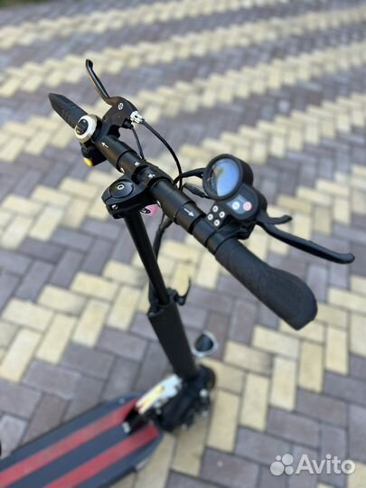 Электросамокат kugoo M4 PRO 600W 48V