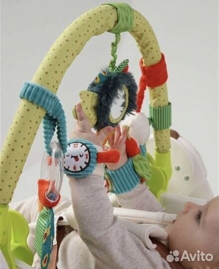Развивающая дуга с игрушками