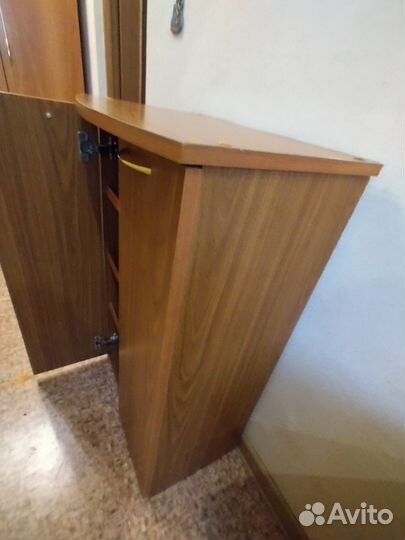 Тумба под обувь и вещи