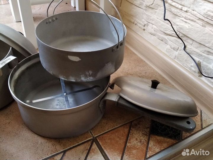 Кастрюли, пароварка, дуршлаг