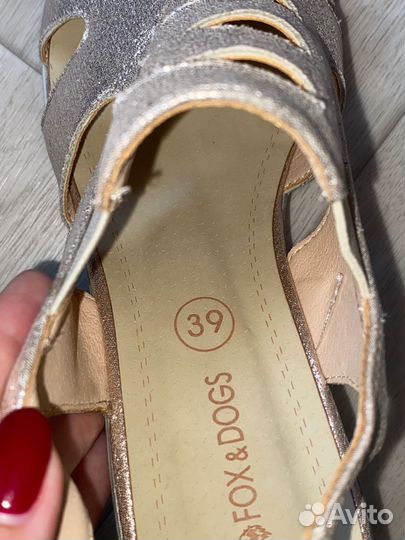 Босоножки женские 39 размер