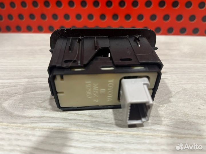 Кнопка стеклоподъемника Lexus Rx 4 450Н 2021