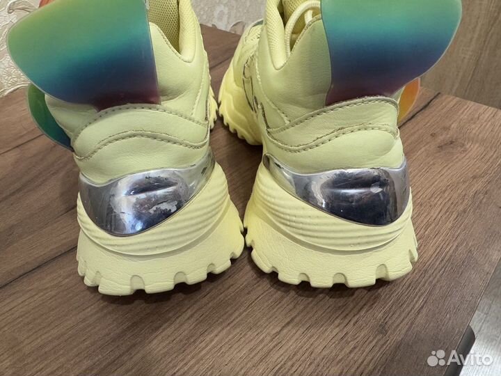 Летние кроссовки Mascotte