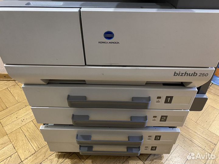 Мфу Konica Minolta bizhub250