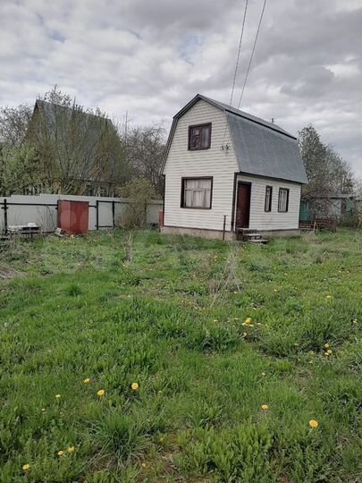 Дача 32,5 м² на участке 4,4 сот.