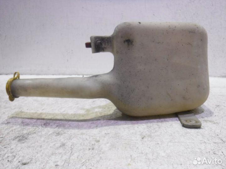 Бачок омывателя Форд Scorpio 1