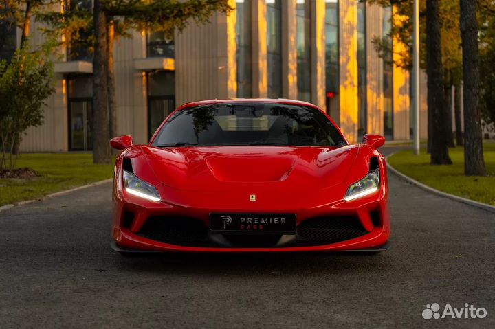 Аренда авто Ferrari F8