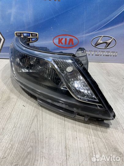 Фара Kia RIO 3 Прав