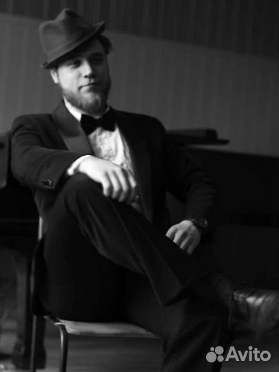 Педагог по вокалу, фортепиано, сольфеджио