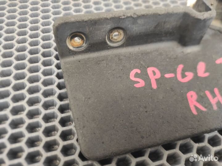 Брызговик зад прав Kia Sportage 4