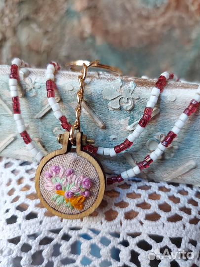 Брелки с вышивкой