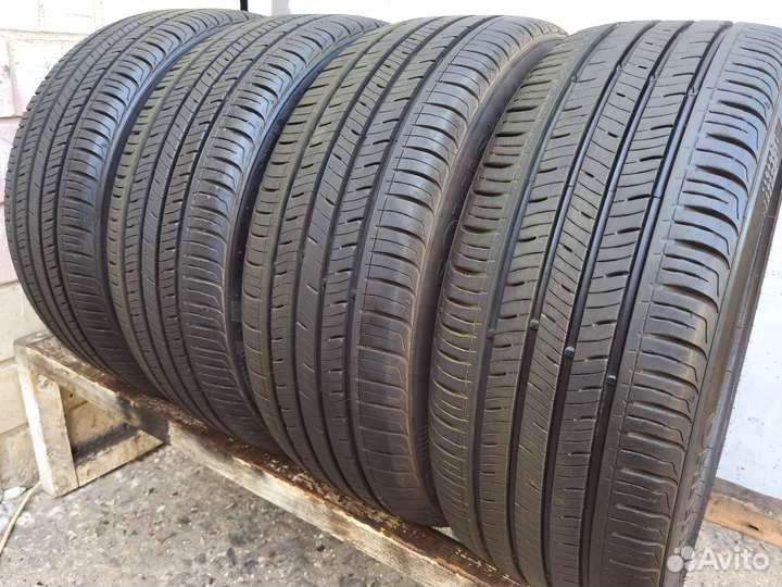 Kumho Solus TA31 215/50 R17 95V