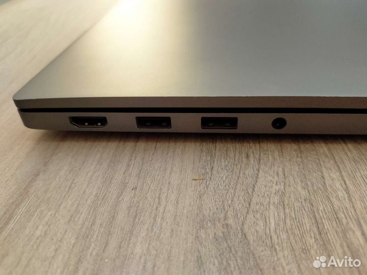 Xiaomi pro 15.6 16gb 256gb GeForce gtx 1050