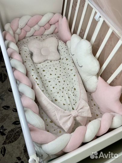 Бортик косичка в кроватку новые
