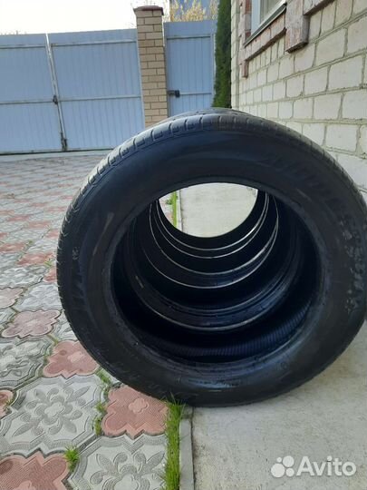 Bridgestone Dueler A/T 215/60 R17 96H