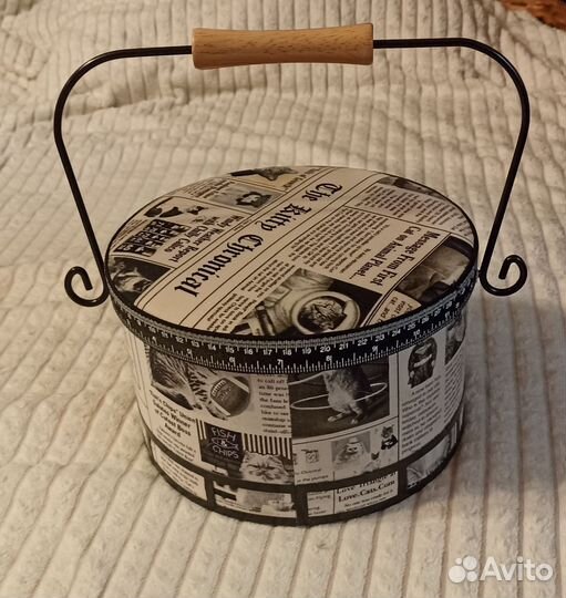 Шкатулка/коробка/ëмкость для шитья